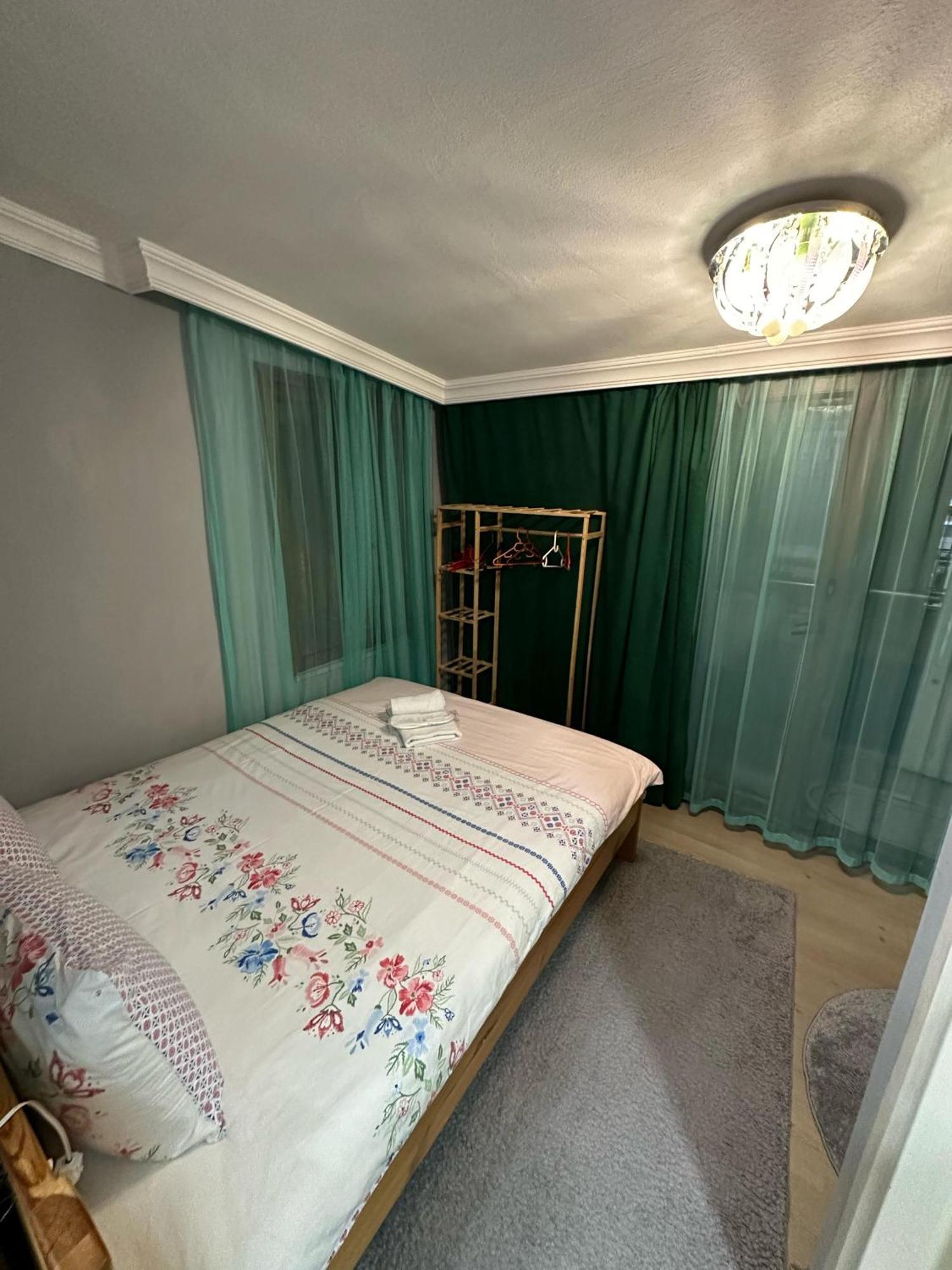 Nelly Guesthouse Istanbul Bagian luar foto