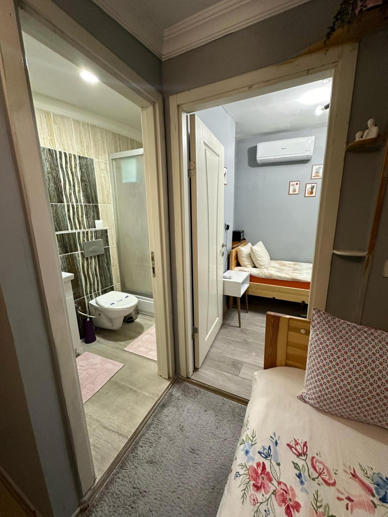 Nelly Guesthouse Istanbul Bagian luar foto