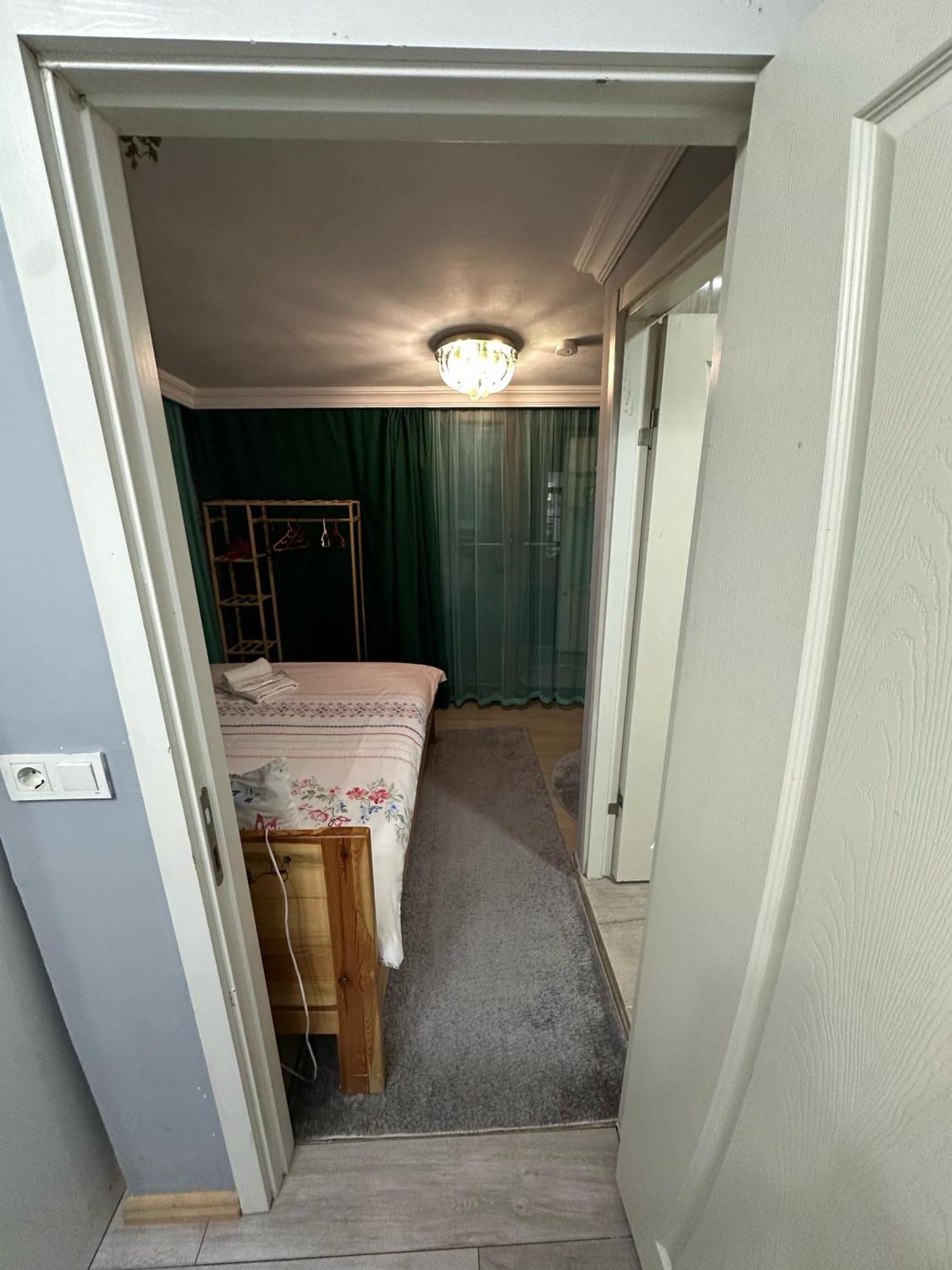 Nelly Guesthouse Istanbul Bagian luar foto